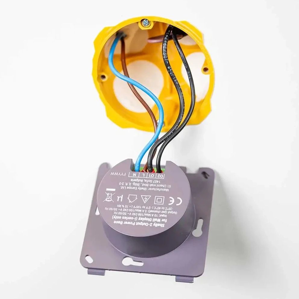 Shelly 2-Output Power Base за стенен дисплей (i-series) 5 Shelly 2-Output Power Base за стенен дисплей (i-series) - Image 4